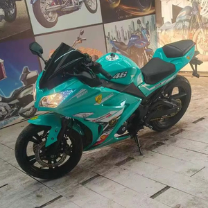 250cc motorlu, güçlü ve dinamik ikinci el motosiklet Ninja 250. - Product Image 3