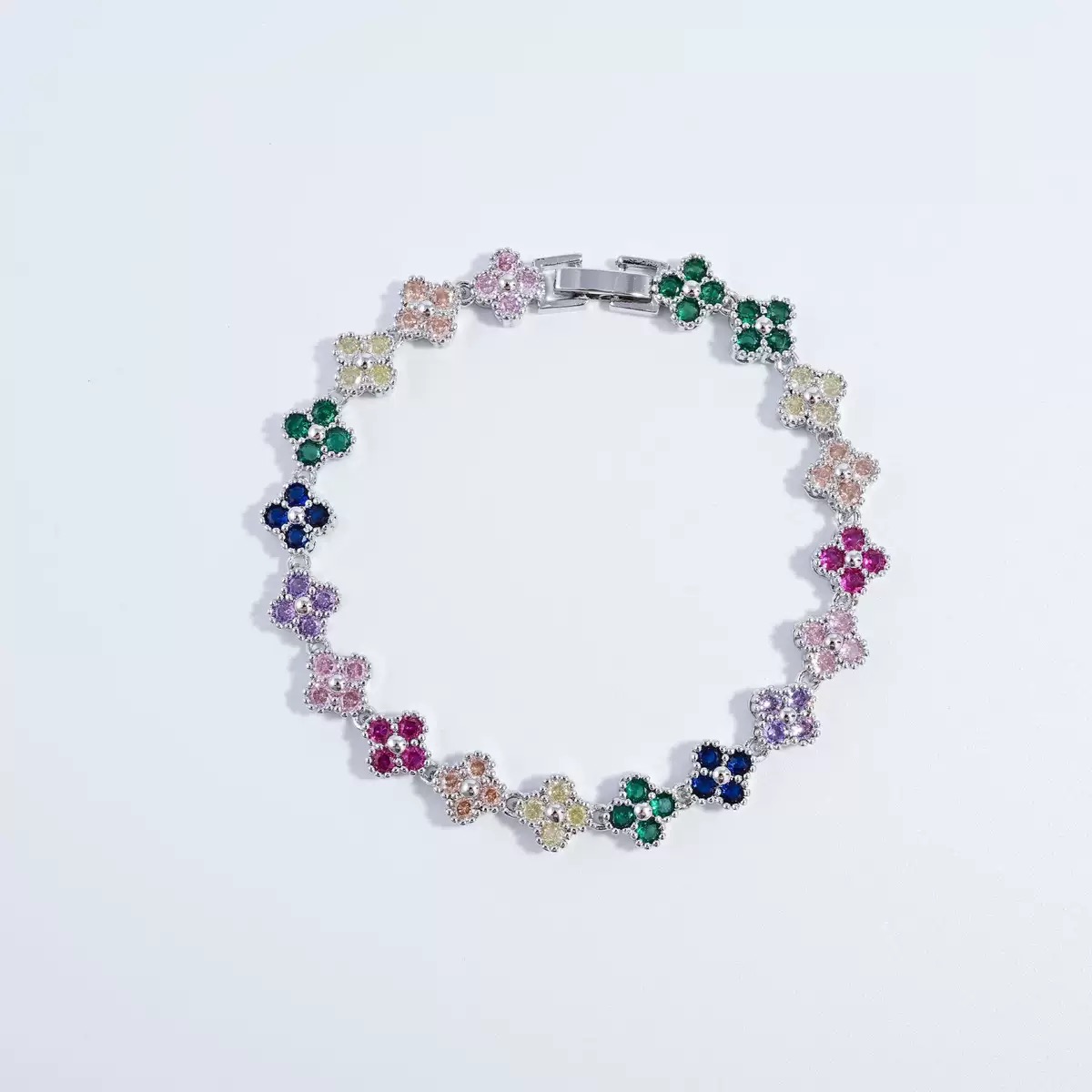 Diamants de couleur platine