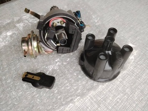 新22100-H5000 22100-01M00日产达特孙1200 A12汽车发动机电子点火分配器