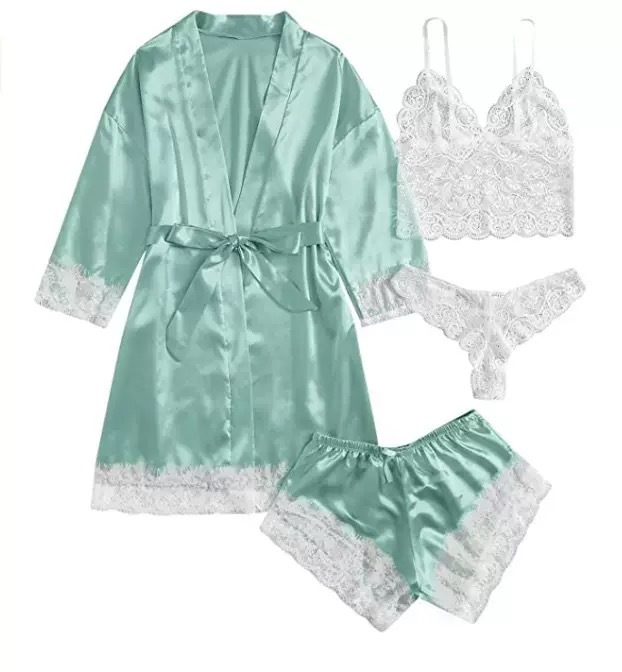 vert clair avec dentelle blanche