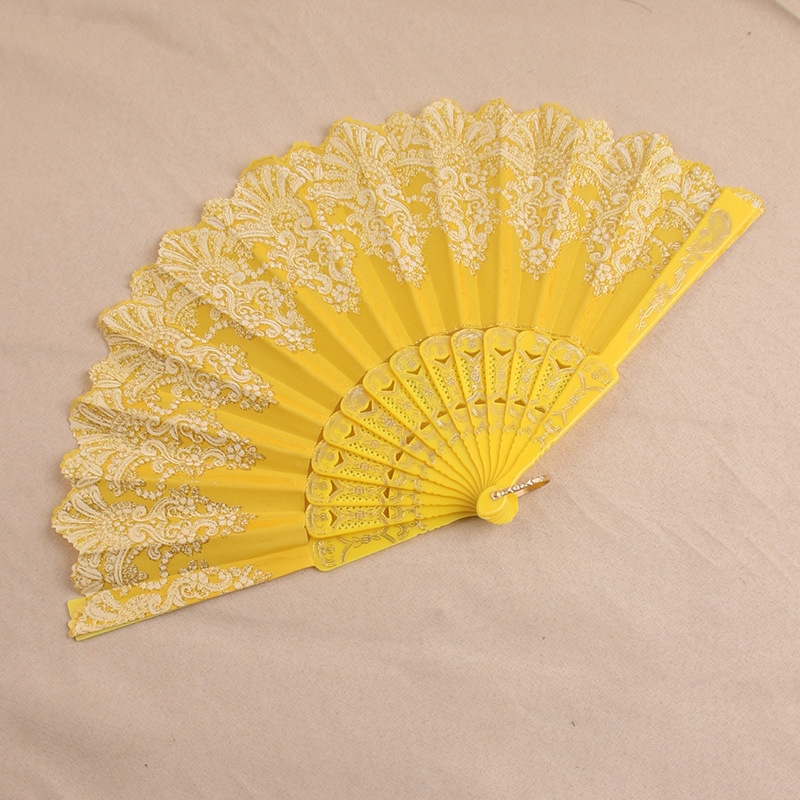 Jaune