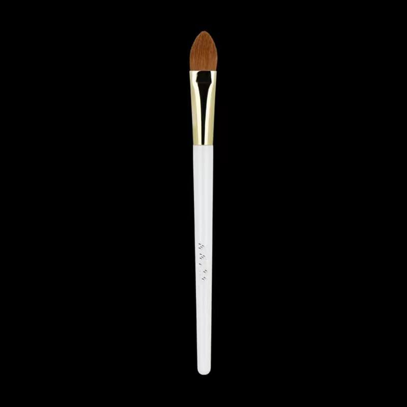 Tongue concealer brush