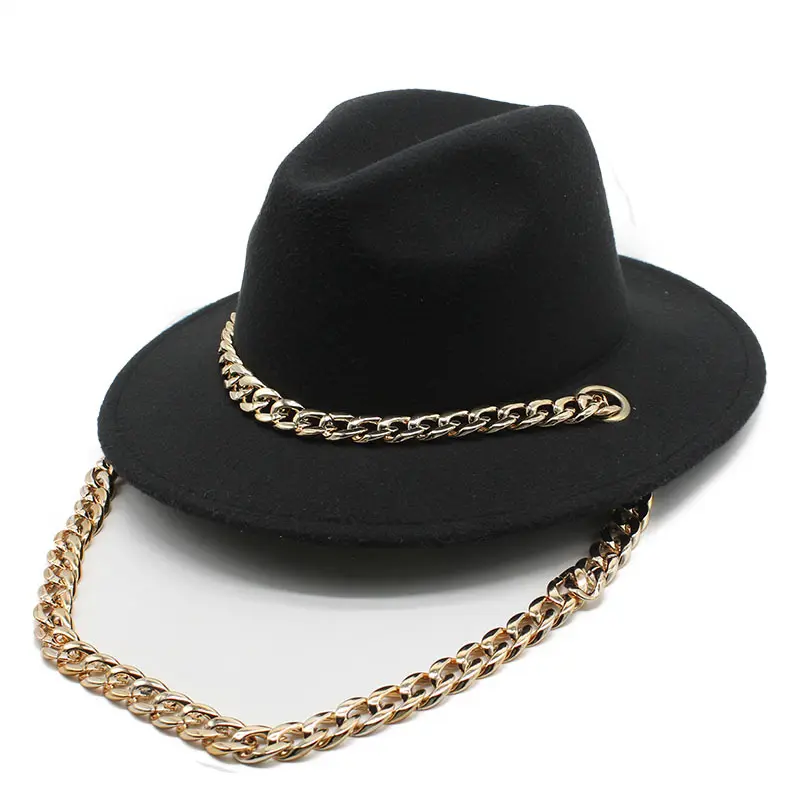 Yeni tasarımcı düz ağız fötr şapkalar altın zincir bayanlar geniş ağız yün keçe şapka siyah lüks fötr şapkalar kadınlar için