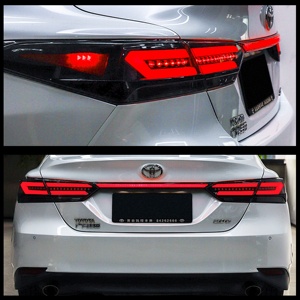 Oto parçası araba <span class=keywords><strong>LED</strong></span> lamba park lambaları Toyota Camry 2018 2024 için 8th Gen SE LE XSE XLE TRD dinamik dönüş sinyali DRL fren meclisi