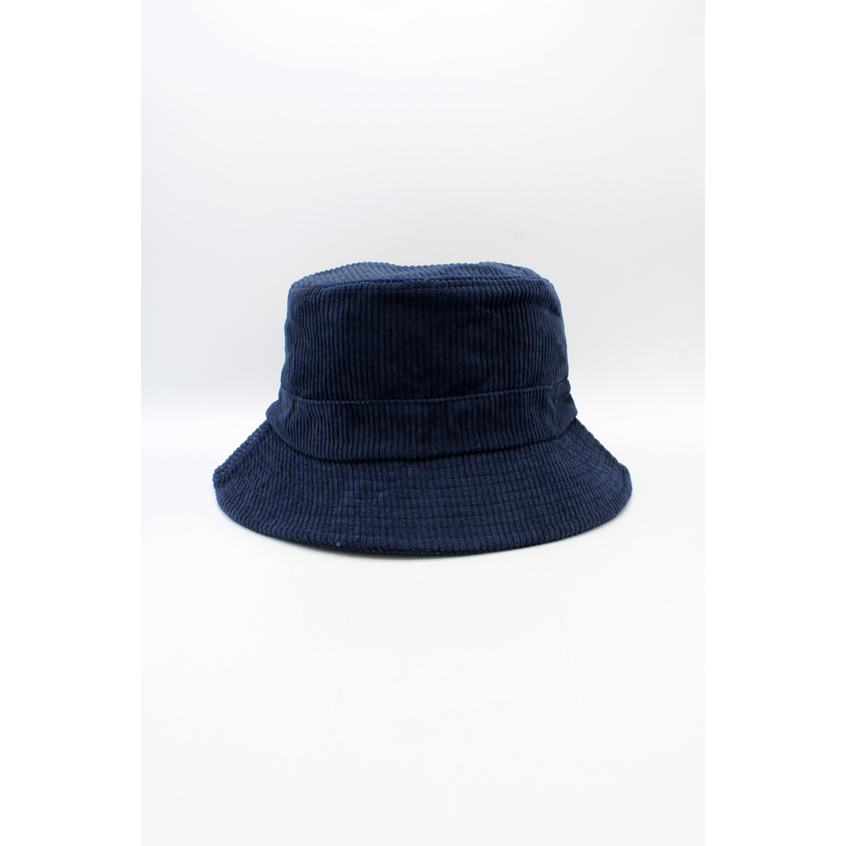 เบจ, ดำ, น้ำตาล, เทา, กรมท่า, เทาอมน้ำตาล