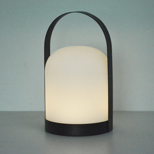 Yosinfo, lámpara de mesa LED con mango de cuero portátil multifuncional, pantalla de plástico, fuente de luz duradera con varios colores - Product Image 1