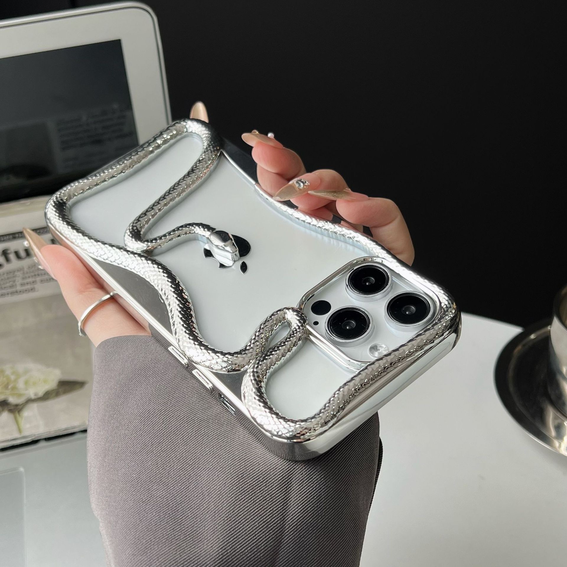 Electroplated silver