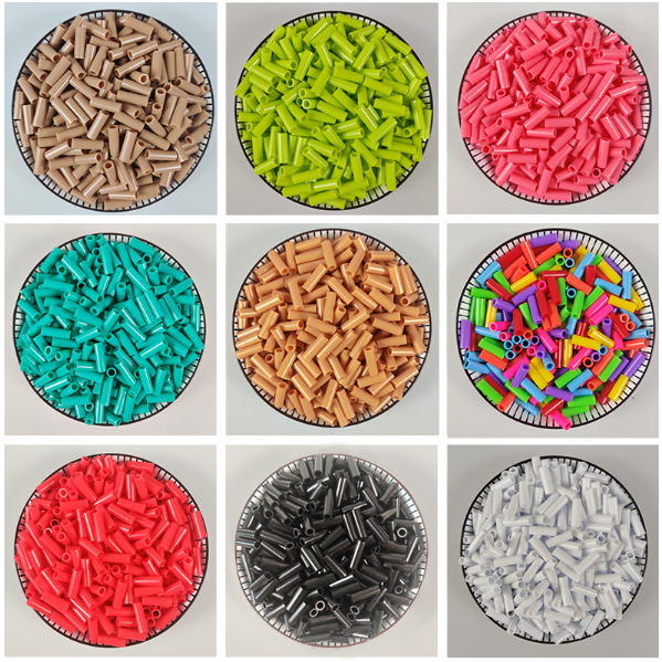 Blanco negro rojo marrón oro cian