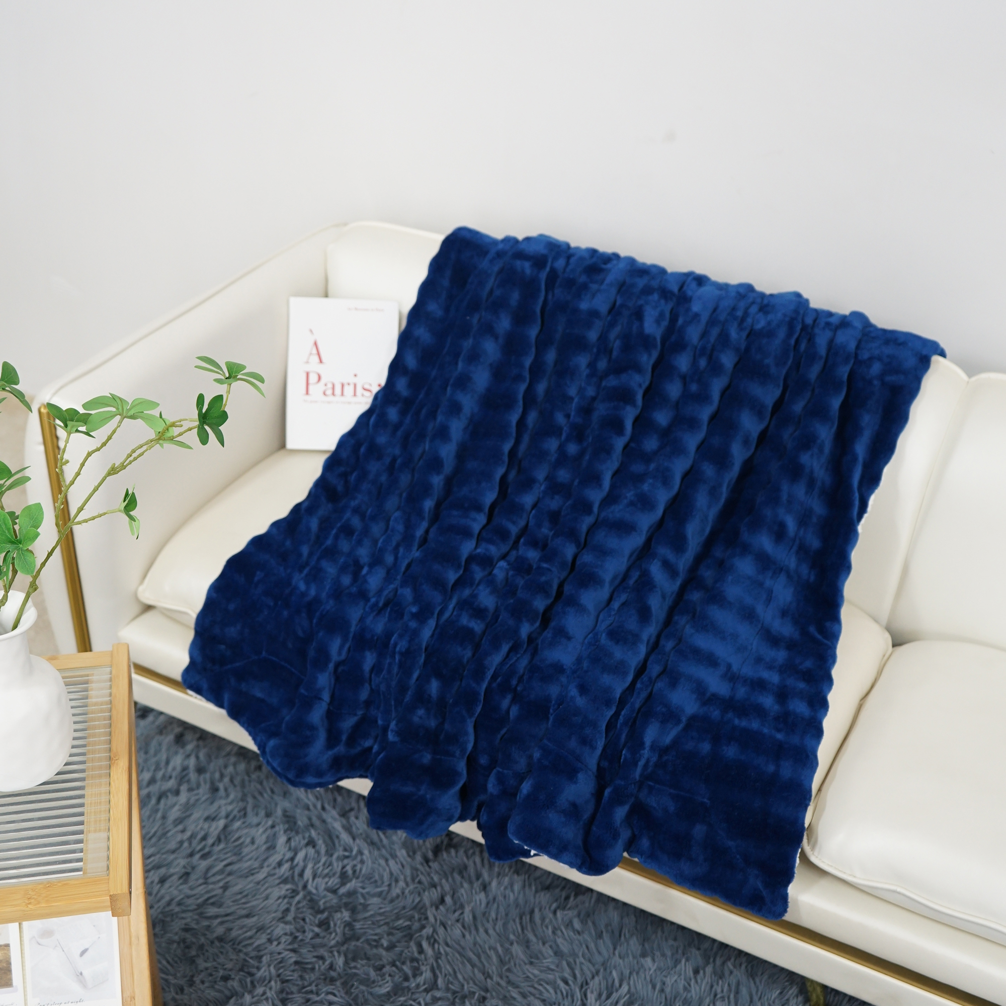 สีกรมท่า