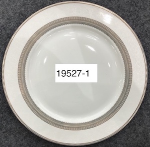 Czech Farfor Unique Shape Ceramic Dinnerware Set Complete Plate Dish with Gold <strong>Rim</strong> Eco-Friendly for Parties - Product Image 5