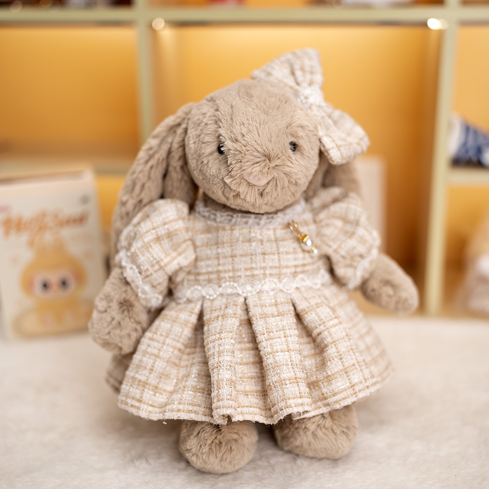 08-Light brown fragrant pearl buckle set