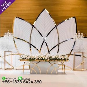 Venta caliente decorar fiesta lugar muebles flor forma elegante Pvc telón de fondo mesa para evento boda