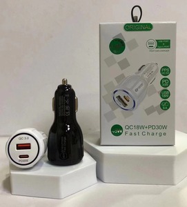 <span class=keywords><strong>2in1</strong></span> 3.1A <span class=keywords><strong>USB</strong></span> + <span class=keywords><strong>USB</strong></span> C araba şarjı hızlı şarj PD 30W + <span class=keywords><strong>USB</strong></span> QC3.0 30W 18W araba şarjı için araba mobil telefon şarj aleti araba şarjı