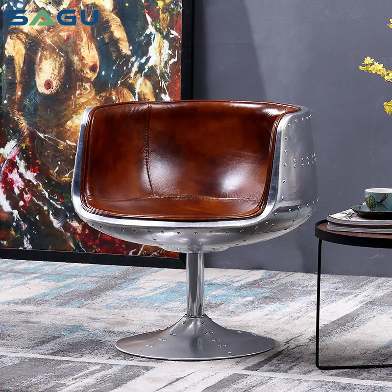 Chaise pivotante de salon en cuir à rivet en aluminium de style industriel Vintage