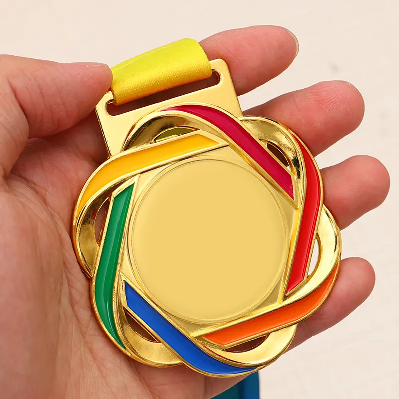 カスタマイズされたデザイン陸上競技スポーツトロフィーランナーサッカー勝者メタルメダル