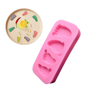 3D תינוק עקבות רגליים צורת סיליקון עובש שעווה להמס <span class=keywords><strong>DIY</strong></span> אפיית תינוק מקלחת עוגת שוקולד עובש כלי