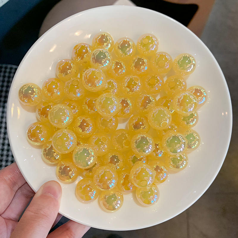 สีเหลือง