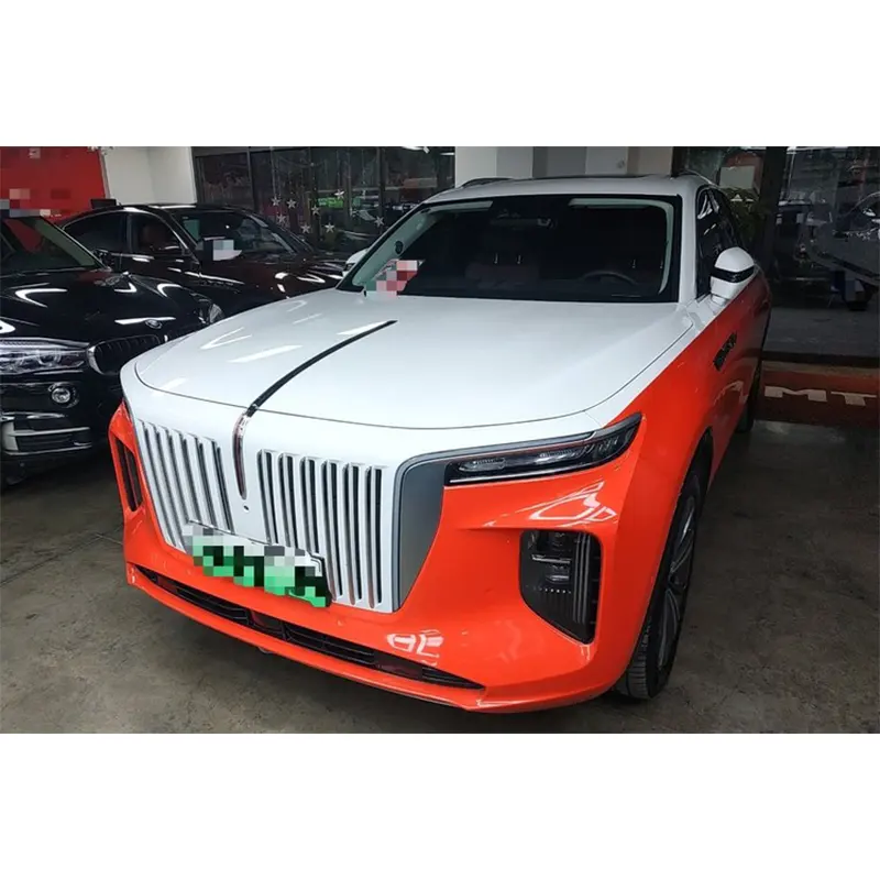 ยูโร5 FAW Hongqi H9 17นิ้วริม Fastback 2.0T 204hp L4ใช้รถยนต์อัตโนมัติสินค้าคงคลังรถลีมูซีนสำหรับขาย