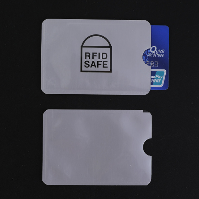 PROTECTION D'IDENTITÉ SÉCURISÉE