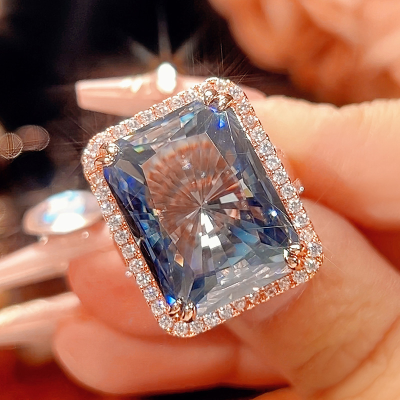 White plated Lancha ring