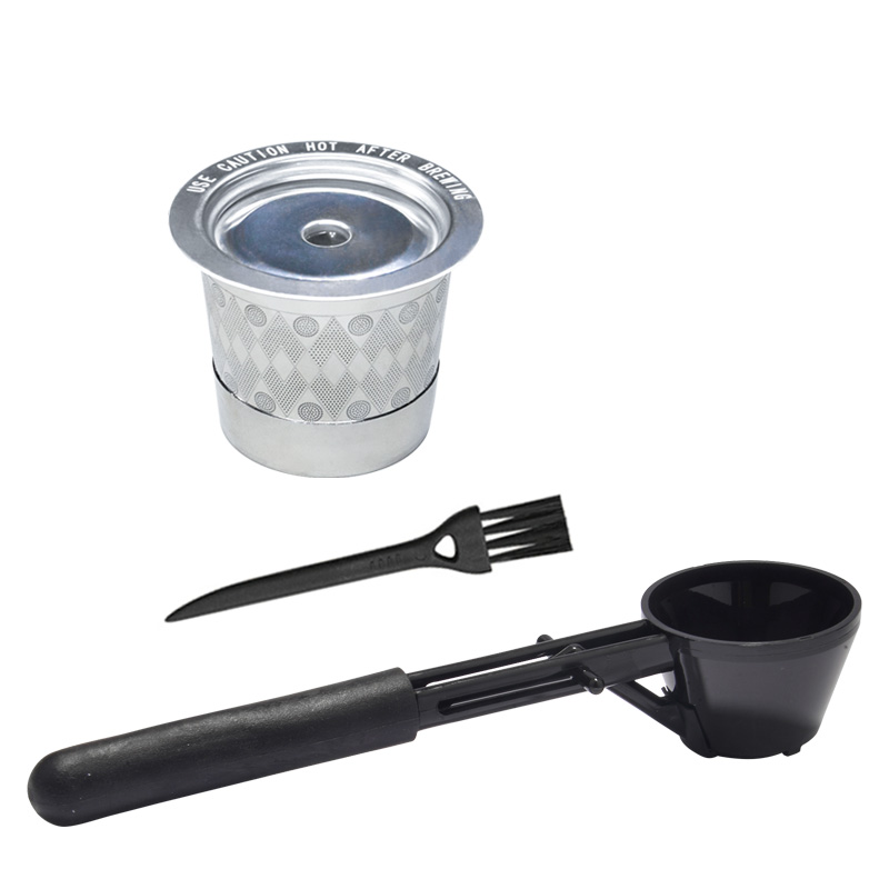 1 unidad de K-Cup + 1 cuchara + 1 cepillo
