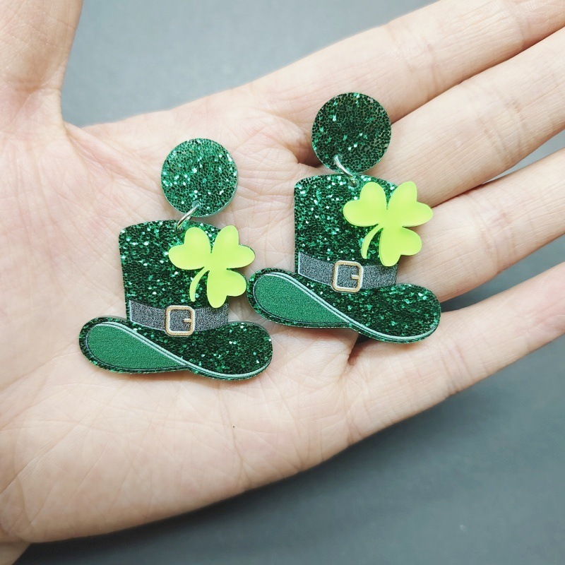 Green Hat earring style