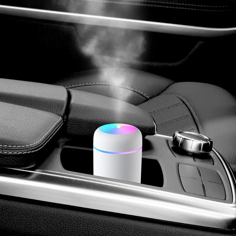 Humidificateur d'air USB 300ml pas cher de la Chine LED Aroma 7-Color Cool Mist Ultrasonic Home Car Personal Small Purifier