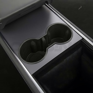 テスラモデル3用カーアクセサリーTpeウォーターカップホルダーアクセサリー - Product Image 2