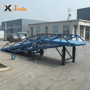 8T Mobile Boarding Bridge Container Logistics Hydraulic Mobile <strong>Loading</strong> <strong>and</strong> <strong>Unloading</strong> <strong>Platform</strong> - Product Image 3