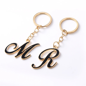 Araba anahtarlık Chic 26 A-Z mektup Metal anahtarlık şık İlk damlayan yağ anahtarlık - Product Image 1