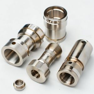 HYM tornio parti in alluminio <span class=keywords><strong>cnc</strong></span> servizi di lavorazione personalizzata centro di lavorazione <span class=keywords><strong>cnc</strong></span> parti in alluminio 5 assi <span class=keywords><strong>cnc</strong></span> lavorazione personalizzata
