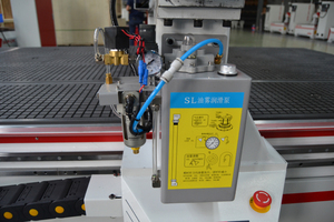 Diseño Popular ATC CNC Router 1325 Corte 3D Máquina de grabado de corte de madera Carpintería CNC Máquina enrutadora de anidación - Product Image 5
