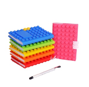 Papelería para estudiantes, descompresión, cuaderno A6, línea de escritura de oficina, cuaderno de silicona, bloques de construcción, cuaderno puntual, venta al por mayor - Product Image 1