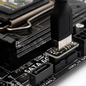 20ピンから19ピンへのコンバーターUSB3.0内部ヘッダーからUSB3.1/3.2タイプCフロントタイプEアダプター (PCマザーボードコネクタライザー用)
