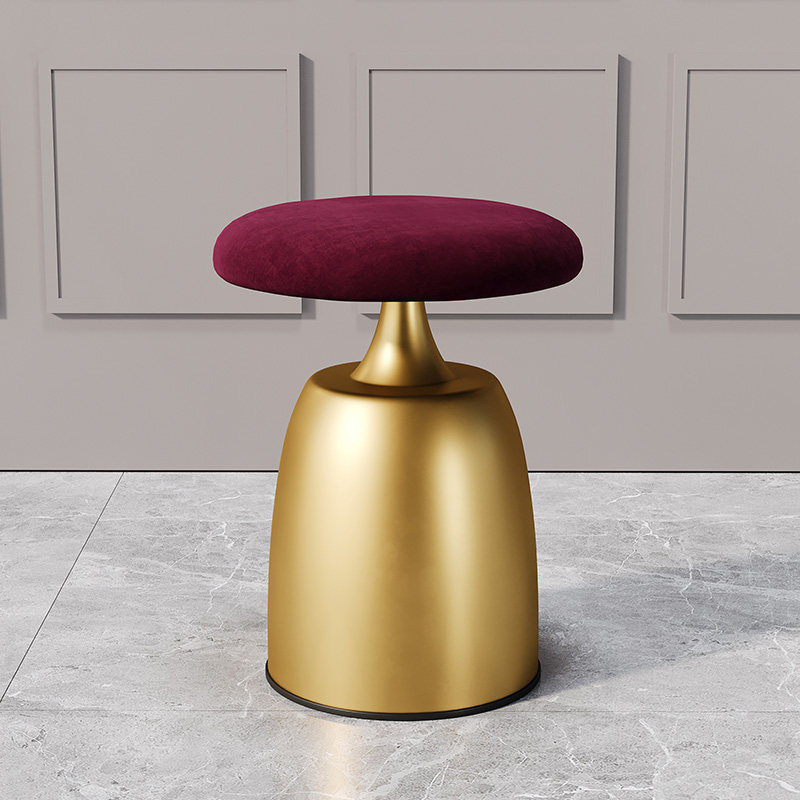 Cuscino in flanella color oro-vino rosso