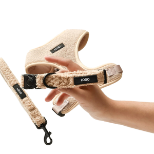 Nouveaux accessoires pour animaux de compagnie Fabricants de harnais pour chien au Royaume-Uni Ensemble de harnais et de laisse pour chien de créateur Harnais personnalisé en gros pour chien - Product Image 1