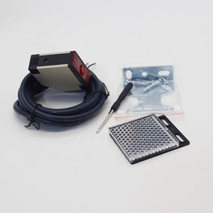 激光红外镜反射传感器方形光电开关传感器E3JK-R20C1 12V 24V 5线1NO1NC 10m可调 - Product Image 2