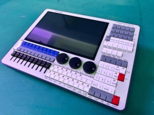New V17 System Mini Quartz <strong>Controller</strong> DMX 512 Tiger Touch Lighting V16 Mobile Console
