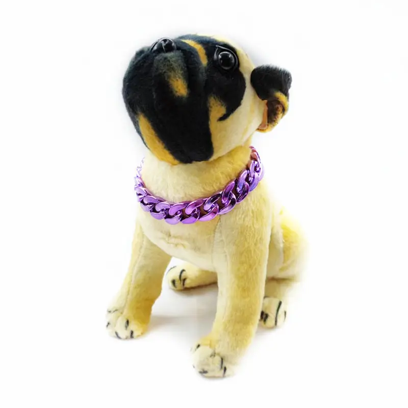 卸売カラフルなペットの首輪テディブルドッグプラスチックゴールドネックレス調節可能なファッション大型犬の首輪
