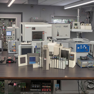 Nuovo modulo di azionamento di controllo industriale automatizzato HMI con controller dedicati per la programmazione PLC T9432 - Product Image 1