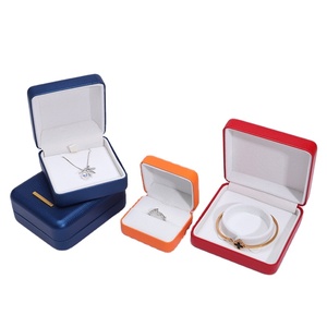 पु सोने के गहने पैकेजिंग बॉक्स आयरन भ्रूण रिंग नेकलेस ब्रेसलेट आयरन - Product Image 2