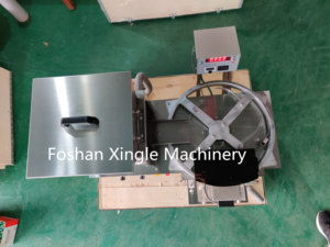 廉价软糖熊硬糖包装机台式半自动片剂计数和维生素灌装机 - Product Image 3