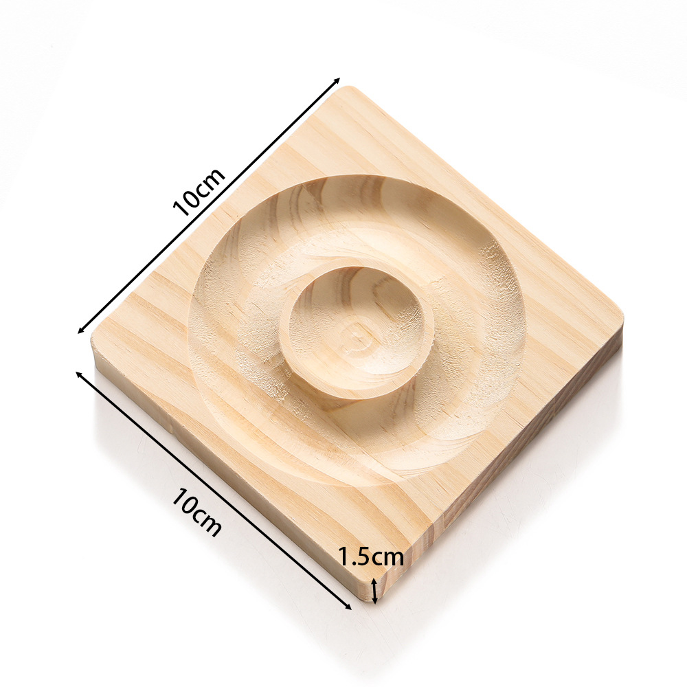 Square wooden plate