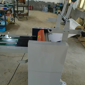 具有集成切割和切纸功能的自动速度可调覆膜机 - Product Image 4
