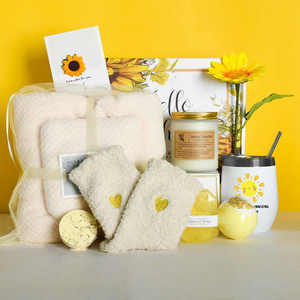 Tatil lüks özel promosyon hediyeler kutu iyi olsun yakında hediye setleri kadınlar için Spa doğum günü banyo seti Tumbler mum hediye seti - Product Image 4