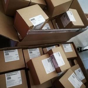Módulo de entrada analógica Siemens SM331 2AI 6ES7331-7KB01-0AB0/OABO - Product Image 1