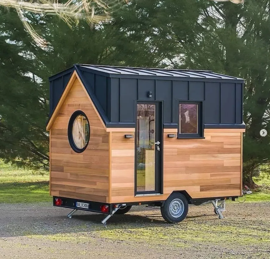 Rumah kayu rumah kecil di roda rumah bahan kayu prefreflicada rumah tangga mewah Prefab Modern