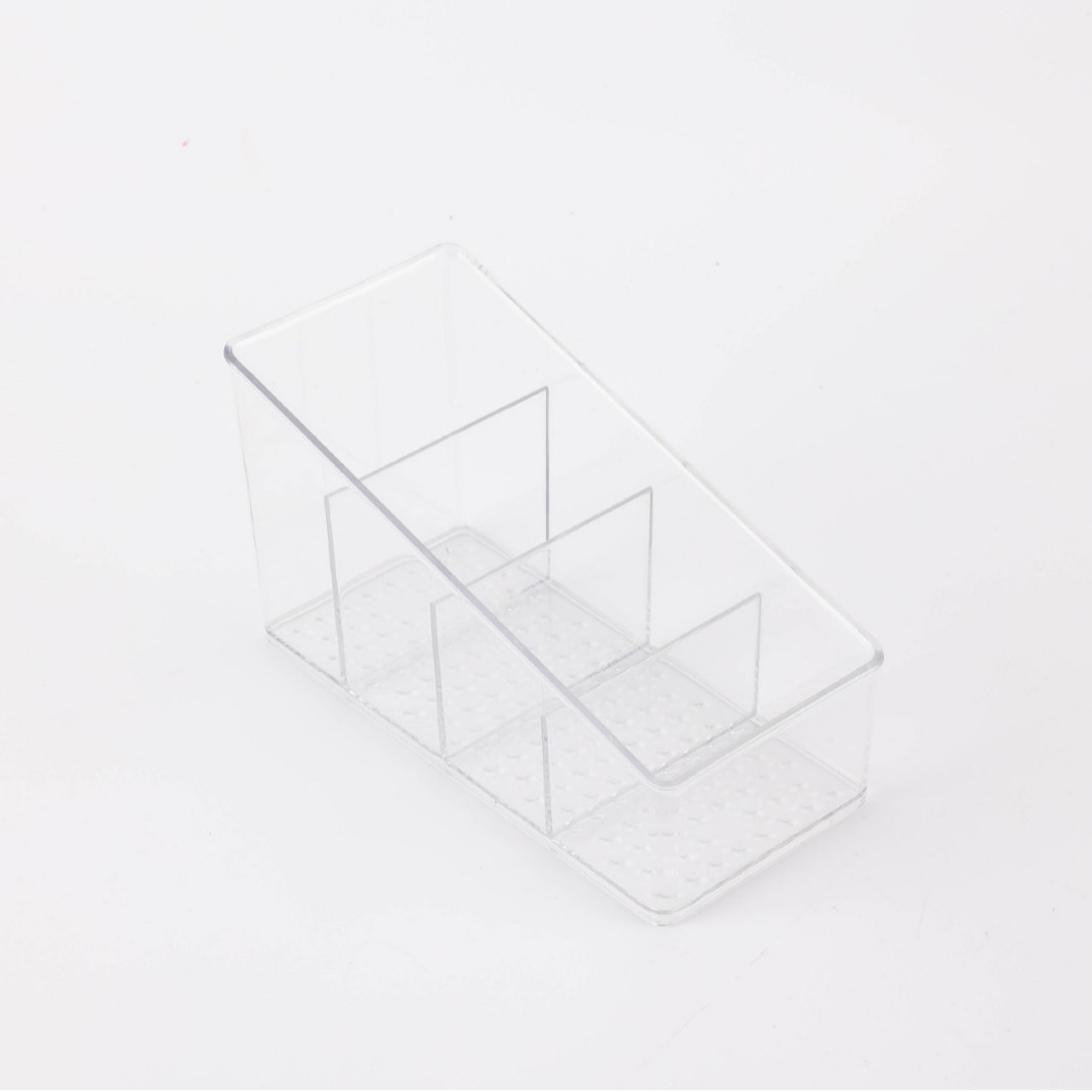 6606PET four-compartment storage box, 15*7.5*8.5 cm.