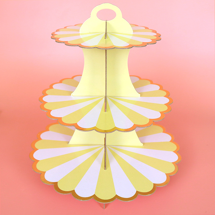 สีเหลือง