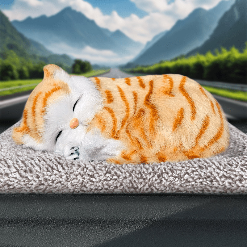 Grand modèle de chat orange miaulant